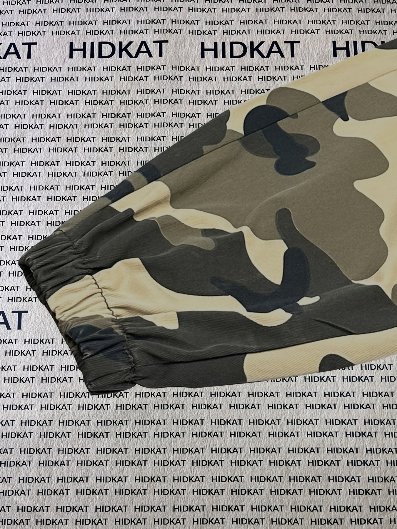 Women's Camo Cargo Pants Lightweight Breathable Hiking Camping Outdoor Long Pants Elastic Waistband Camouflage Trousers Summer Travel Casual Wear XS-XXL