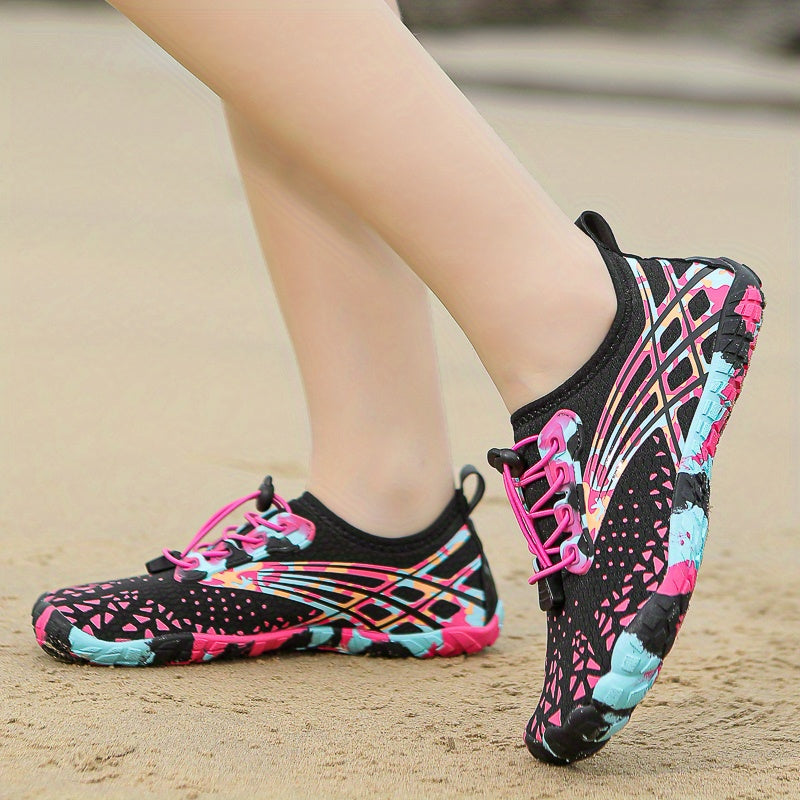 Women's Heart Design Platform Sneakers Lace-Up Breathable Soft Sole, Water Beach Shoes for Walking Tennis Casual Outdoor, Cute Couple Shoes Sizes US 5.5-10.5 in White Pink Black