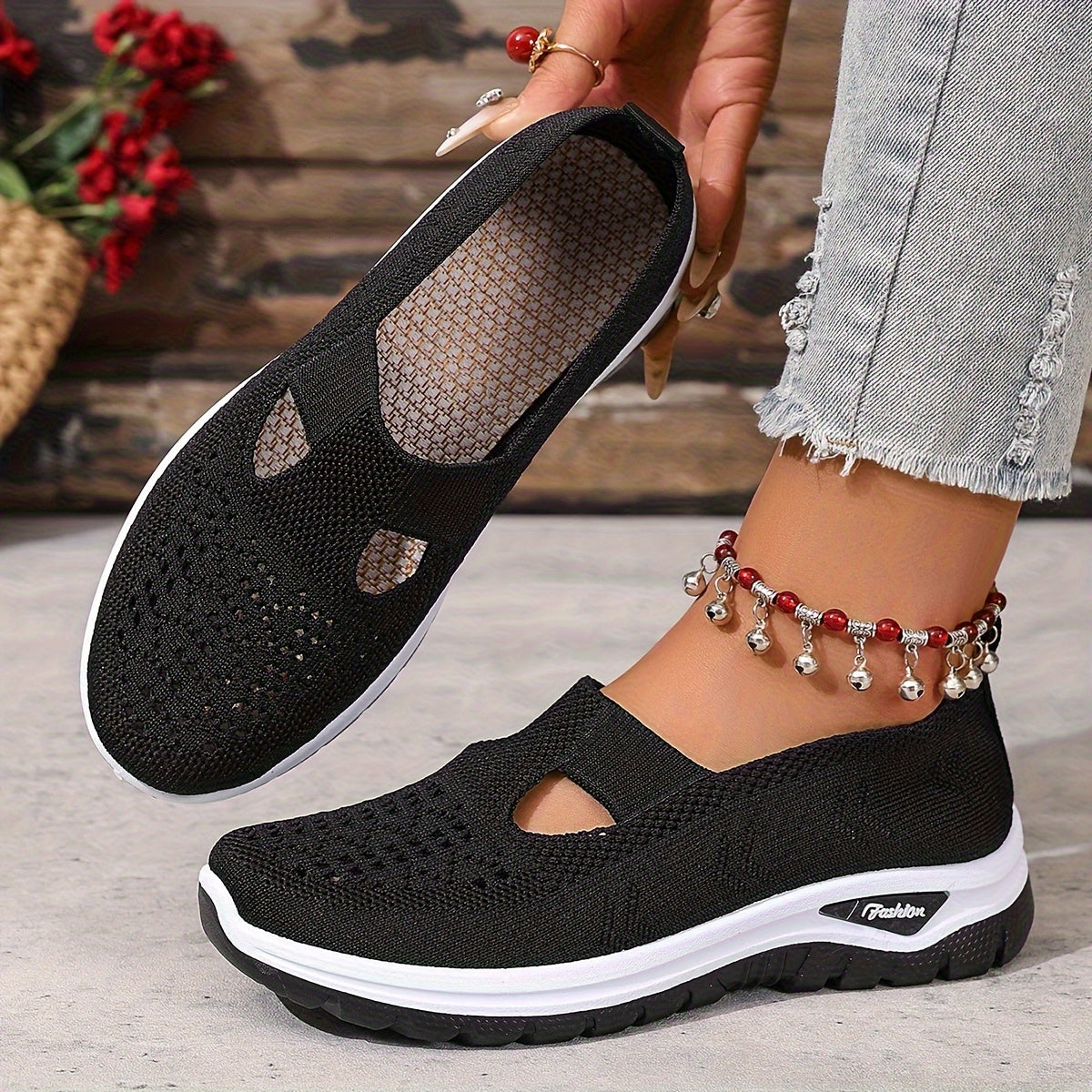 Women's Slip-On Sneakers Mesh Upper Casual Comfort Shoes for Beach Vacation Camping Everyday Summer Walking