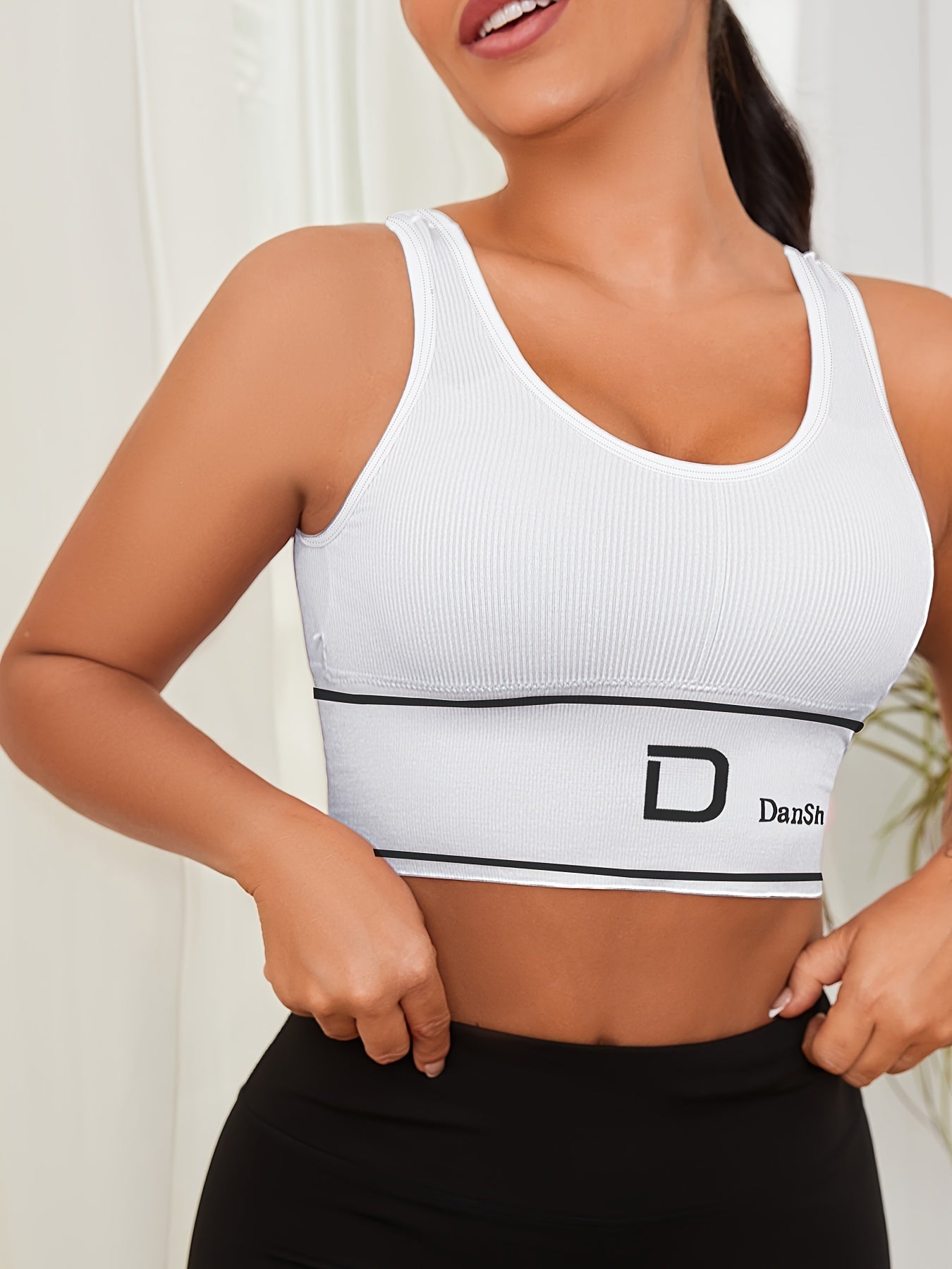 Women's Sports Bra 5-Pack Wireless Full Coverage High Elasticity Nylon - Breathable Yoga Running Workout Bra - Stretchy Round Neck Machine Washable Mixed Colors S M L XL