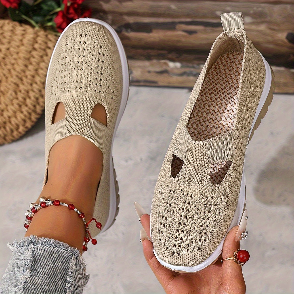 Women's Slip-On Sneakers Mesh Upper Casual Comfort Shoes for Beach Vacation Camping Everyday Summer Walking