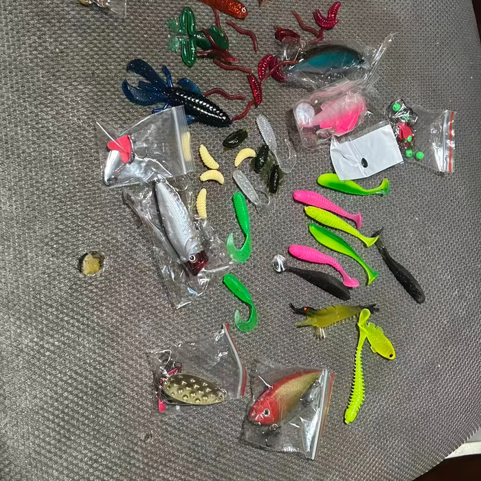 133-Piece Fishing Kit – Spinner Baits Wobblers Lead Jigs Sinkers Hooks & Storage Box Complete Freshwater Beginner Tackle Set for Bass Trout Carp