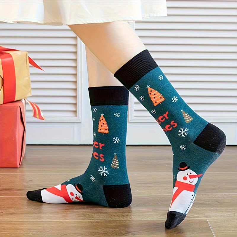 Christmas Socks 30 Pairs Bulk Set – Funny Novelty Holiday Socks with Reindeer Snowflakes Santa Claus Christmas Tree Gingerbread Patterns, Warm Unisex Gift for Men & Women