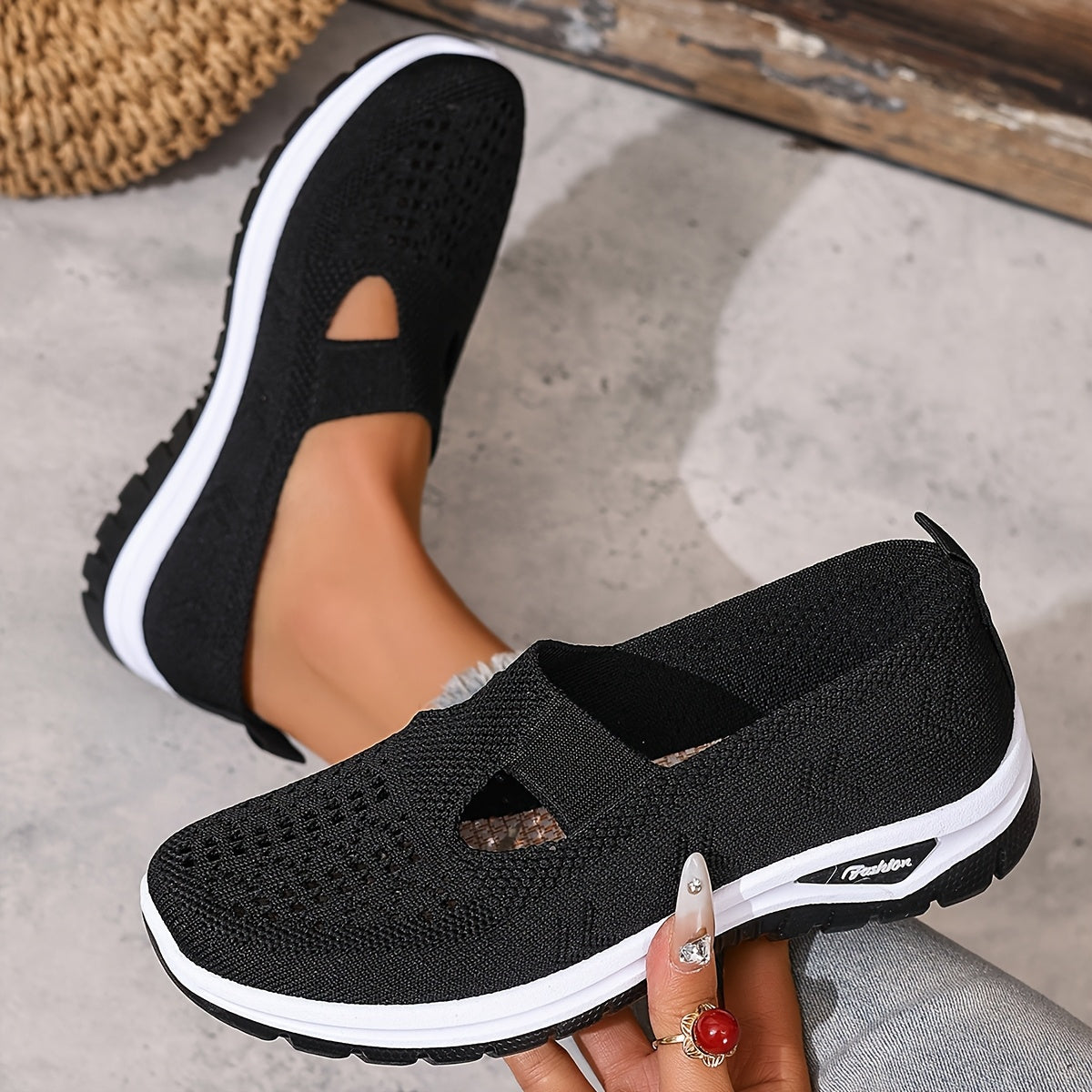 Women's Slip-On Sneakers Mesh Upper Casual Comfort Shoes for Beach Vacation Camping Everyday Summer Walking