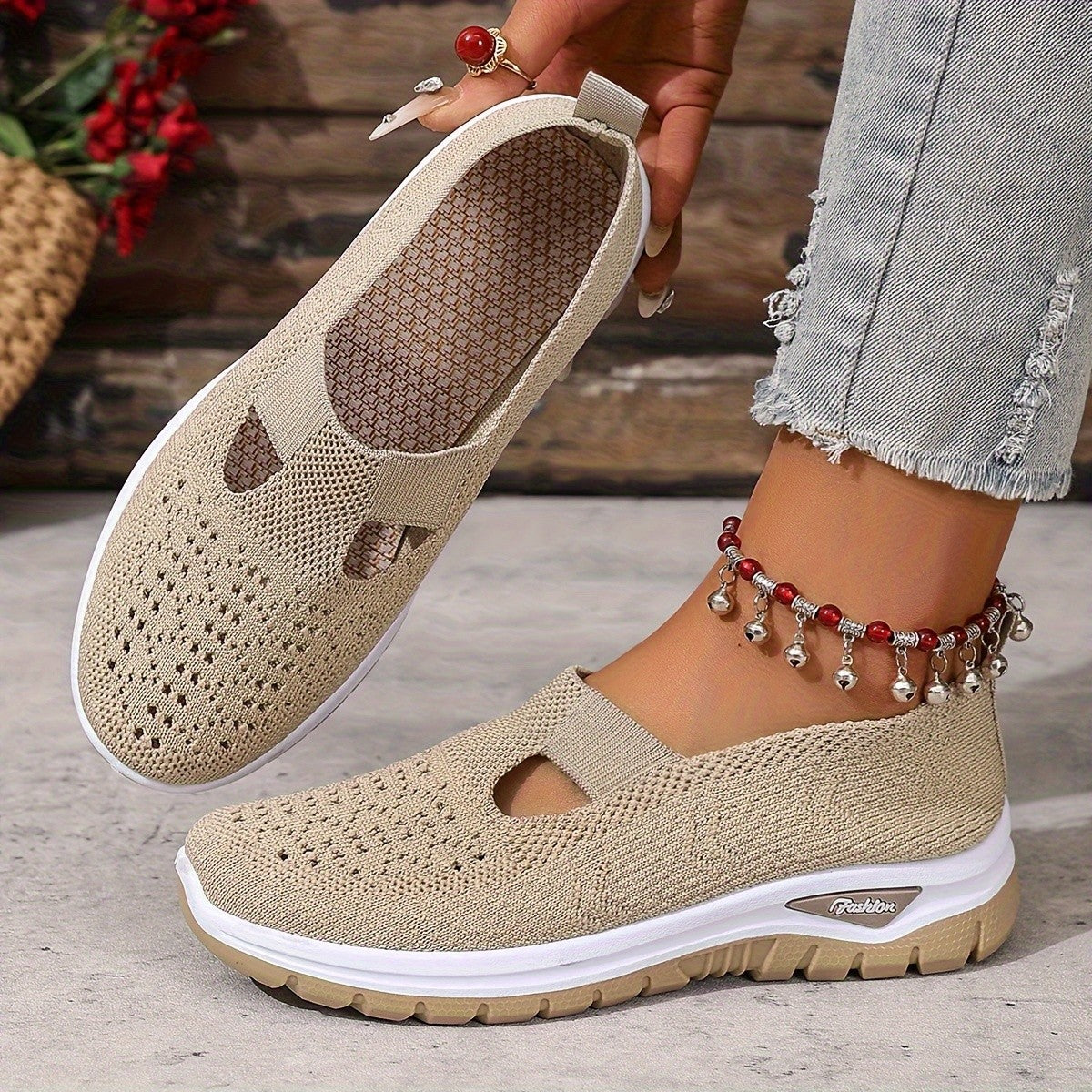 Women's Slip-On Sneakers Mesh Upper Casual Comfort Shoes for Beach Vacation Camping Everyday Summer Walking