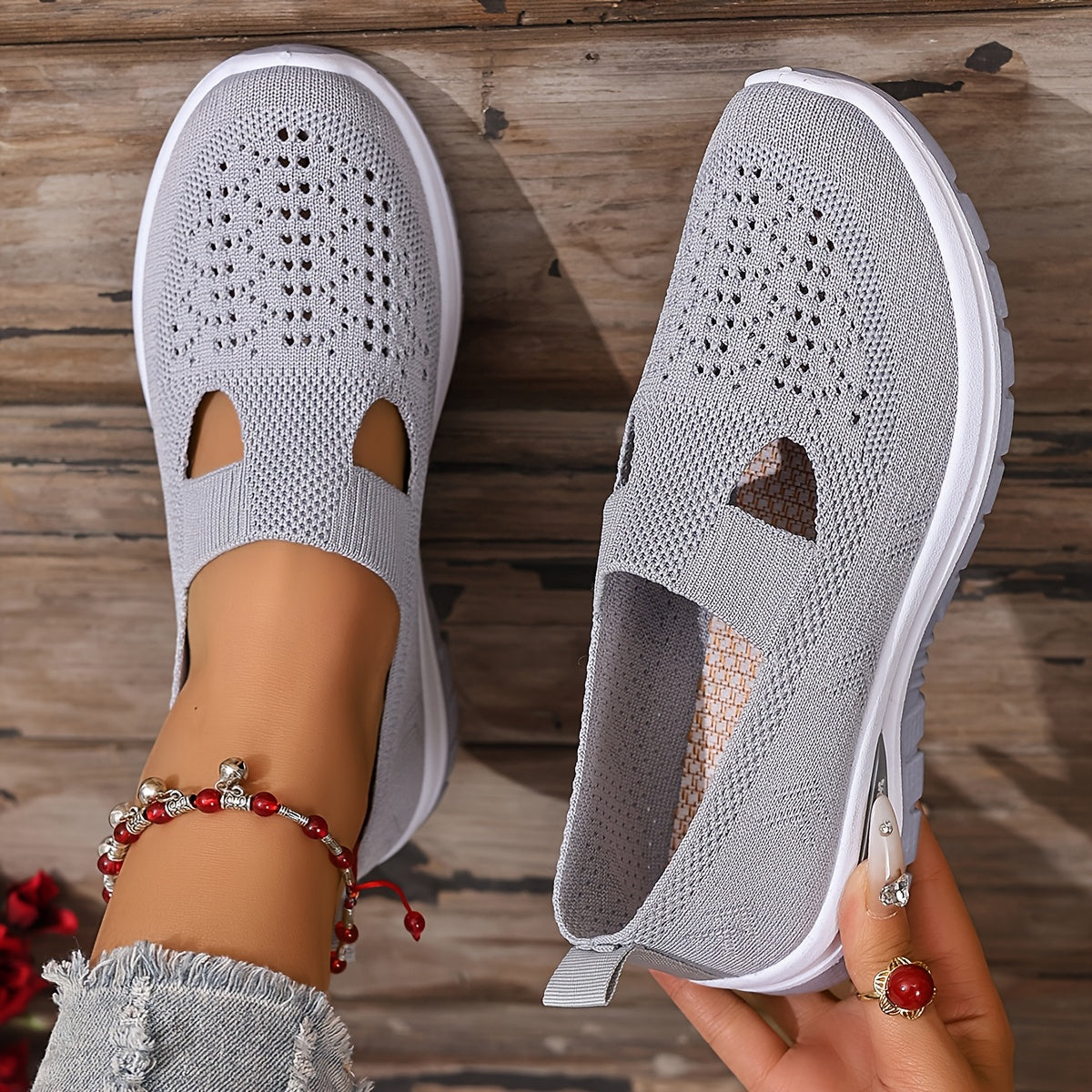 Women's Slip-On Sneakers Mesh Upper Casual Comfort Shoes for Beach Vacation Camping Everyday Summer Walking