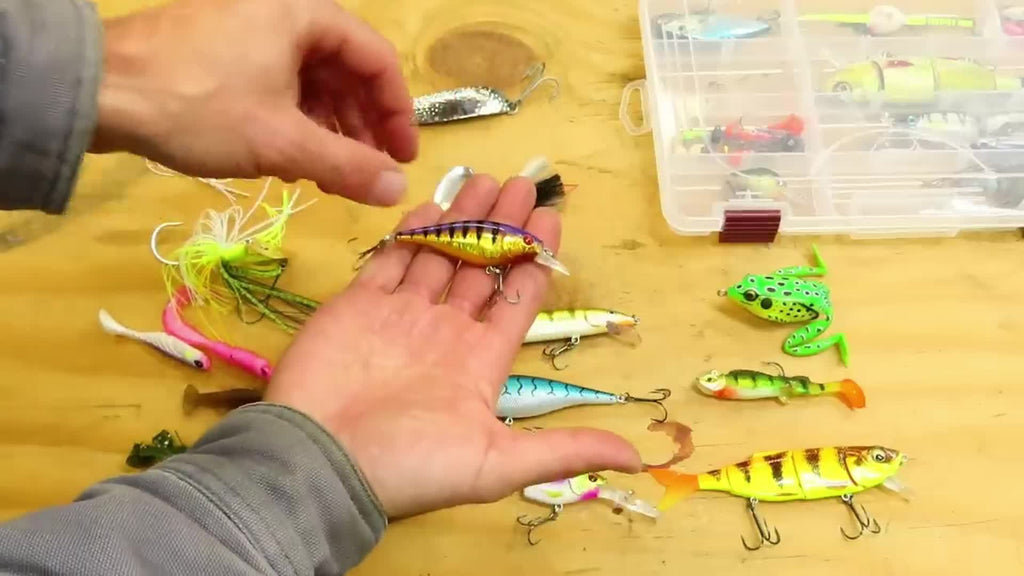 30-Piece Fishing Lures Set Mixed Crankbaits Minnow Baits with Hooks – Freshwater & Saltwater Fish Tackle Kit, 2g-6g, Assorted Colors